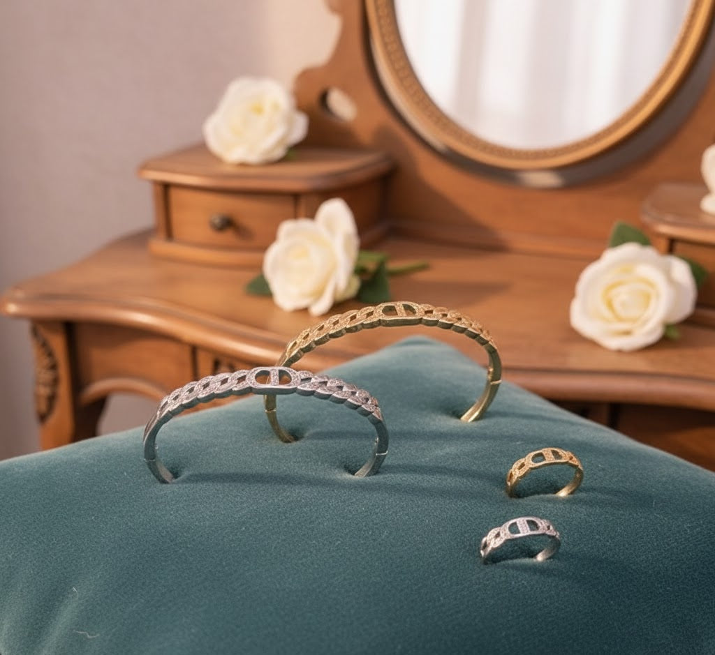 Luxury Classic Textured Bangle & Ring Set